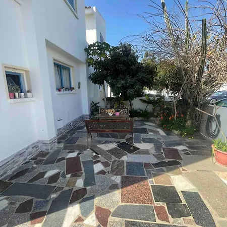 Peaceful Seafront Villa In Limnos Village Pervolia Vila